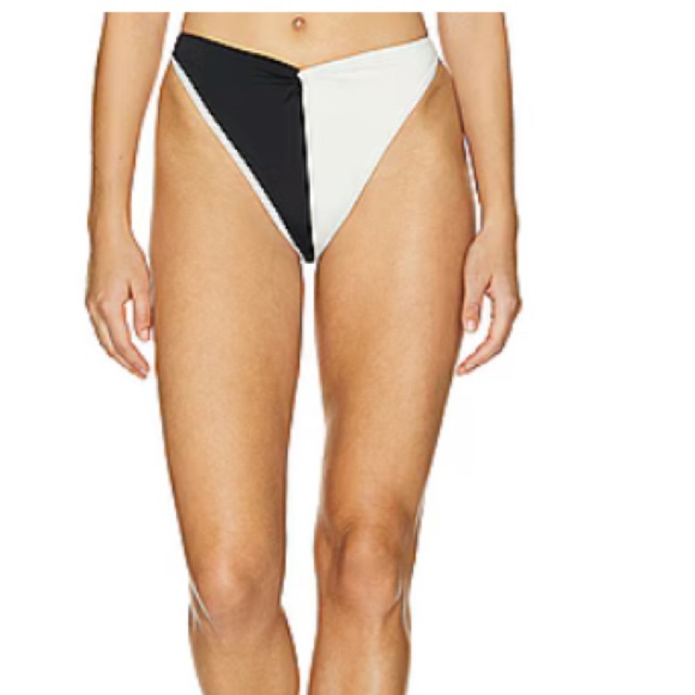 NWT L*Space Nico Black and White Bikini Top Jada Bottoms Set - Picture 7 of 7